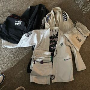 Jiu jitsu gi bundle